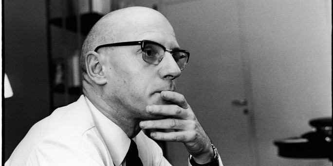 Población, vigilancia y redes (virtuales) de poder: Foucault y el engranaje del sometimiento
